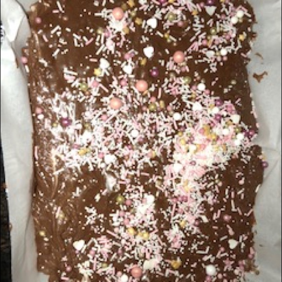 Hi Welcome to my closet!Free gift with purchase 🎁 - Picture 8 of 11